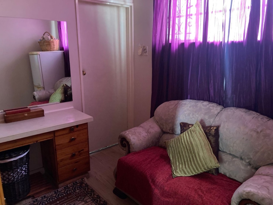 9 Bedroom Property for Sale in Dale View Eastern Cape